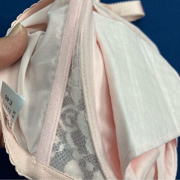 Bra Size 46DD Pink Lace Front Hooks Adjustable Straps Underwire Inside Padding - Picture 10 of 15